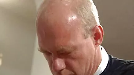 En